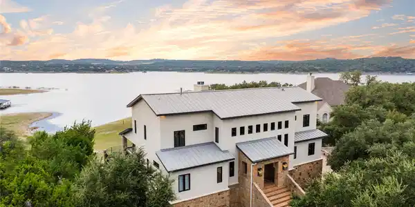 516 Deckhouse DR