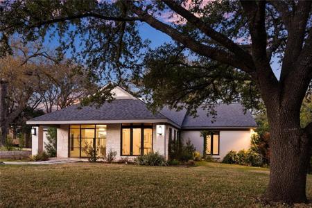 3919 Balcones DR