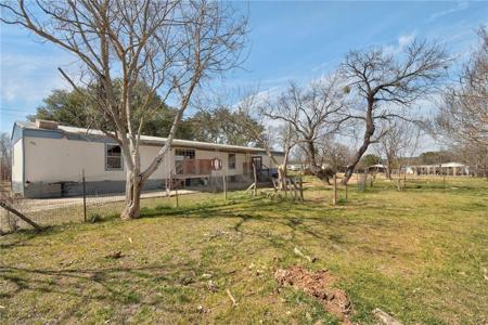 830 Navajo DR