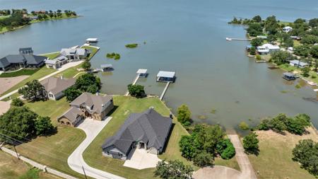 103 Water Ridge CT