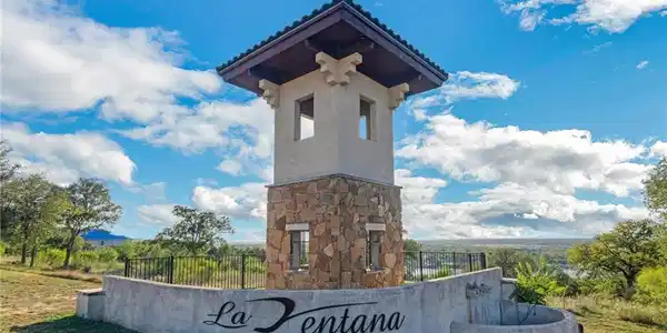 522 Bendito WAY