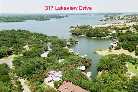 317 Lakeview DR