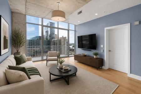 360 Nueces ST
