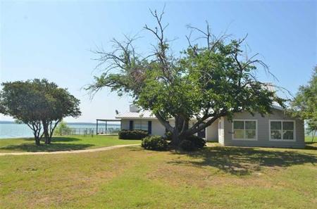 748 E Island DR
