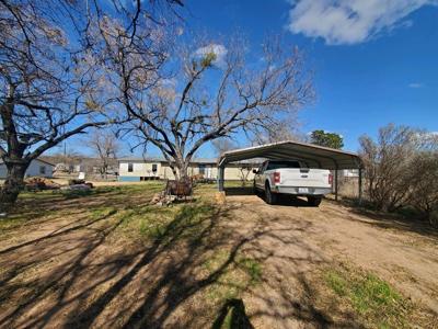 643 Iroquois DR