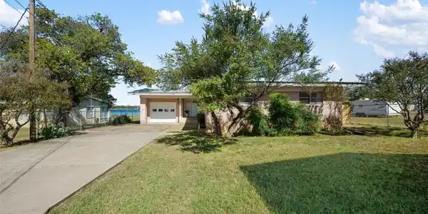 658 Golden Beach DR