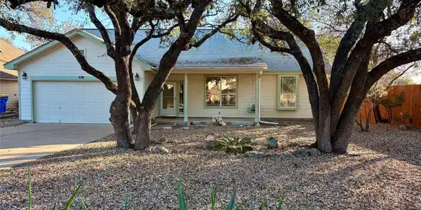 18611 Staghorn DR