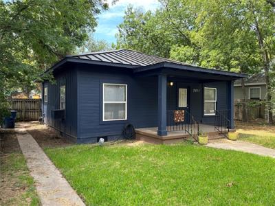 2511 E Cesar Chavez ST