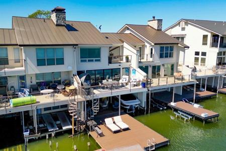 1107 The Cape RD