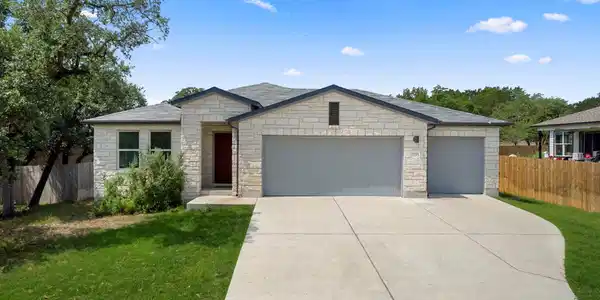 21203 Santa Rosa Ave