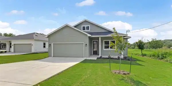 1259 Pecan Valley DR