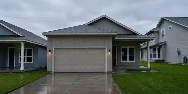 855 Cypress LN