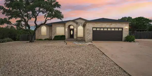 20100 Continental DR