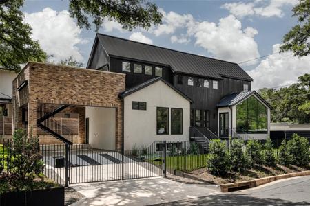 1501 Rockmoor
