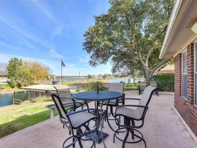 110 Flamingo CIR