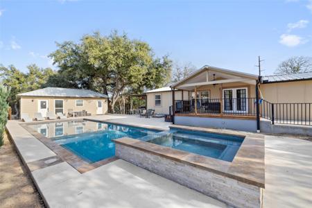 5519 Hi Line RD