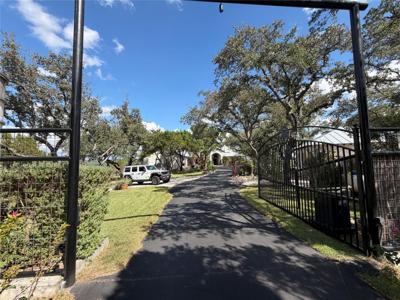 2755 Skyline DR