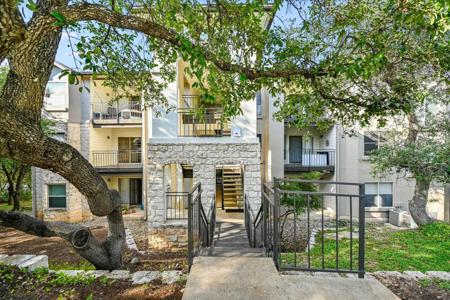 6000 Shepherd Mountain CV