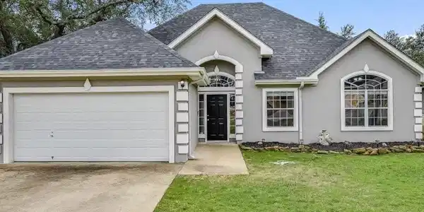 18531 Staghorn DR