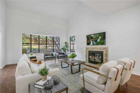 4804 Palisade DR
