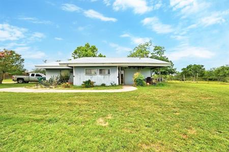 125 E Cottonwood DR