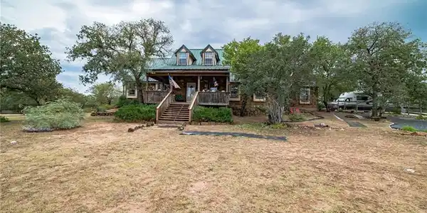 803 Panorama DR