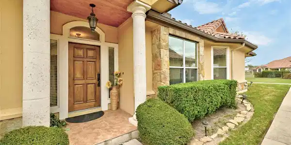21118 Highland Lake DR
