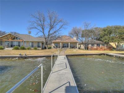 630 Deep Cove Dr