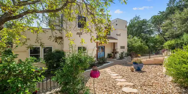 16312 Lake LOOP