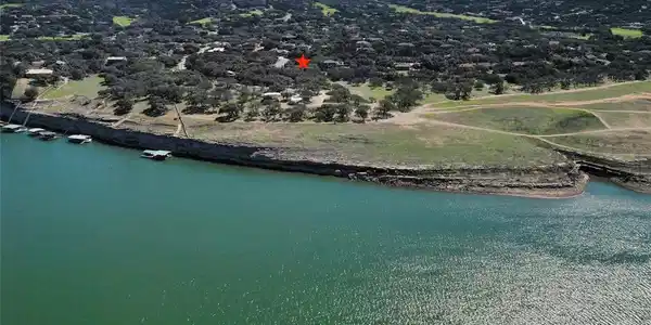 21603 Lakefront CV