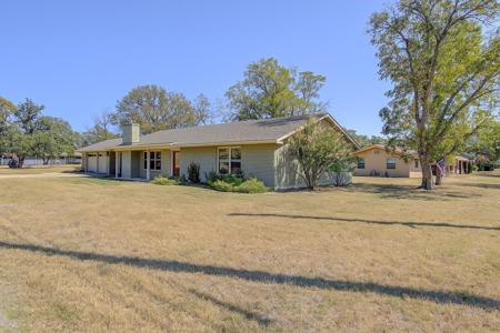 1013 Highland DR