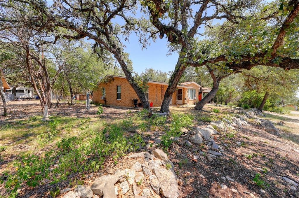 853 Eastview DR, Canyon Lake, TX lhrmls01488881