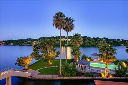 2329 WESTLAKE DR