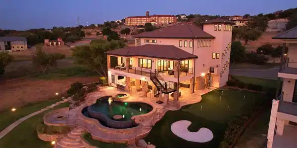 604 Waterside DR