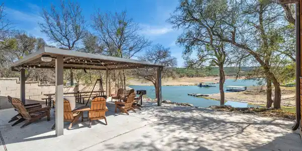 2903 Oak Ridge DR