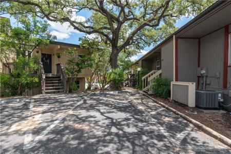 541 Demarett DR