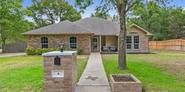 4 Bobcat RD