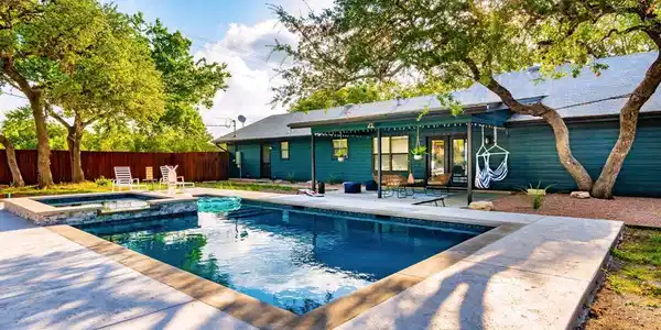 17311 Sleepy Hollow DR