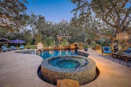 425 Dawn River CV