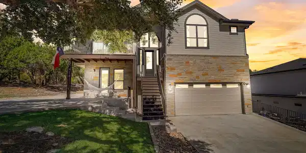 418 Summit Ridge DR N