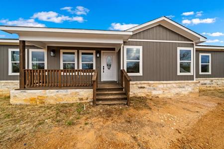 314 N Summit TRL