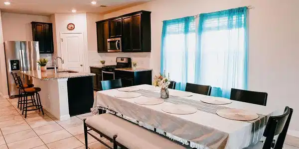 404 Autumn Leaf RD