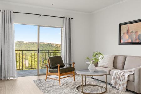 6000 Shepherd Mountain CV