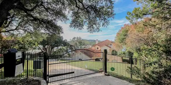 8128 Joy RD