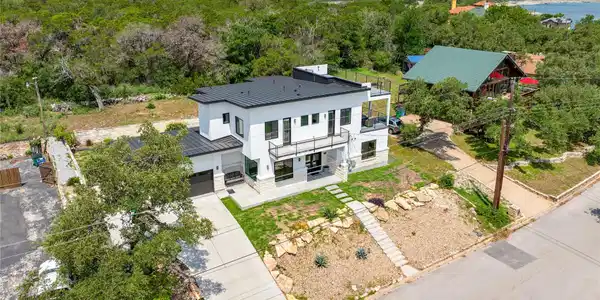 13209 Mansfield DR
