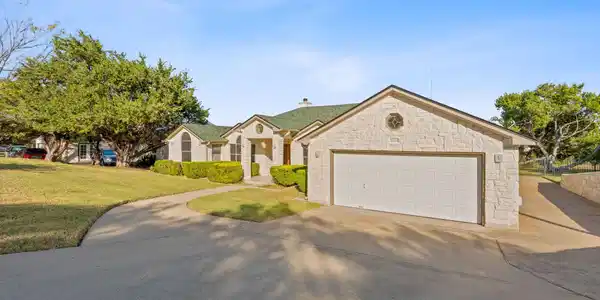 20531 Highland Lake DR