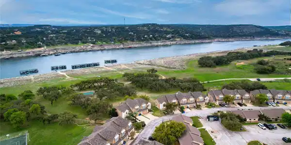 20917 Waterside DR