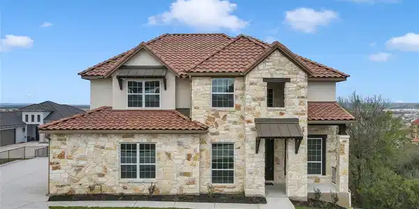 900 La Ventana DR