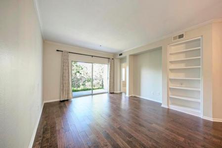 6000 Shepherd Mountain CV