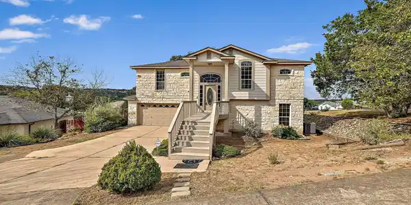 4142 Rockwood DR